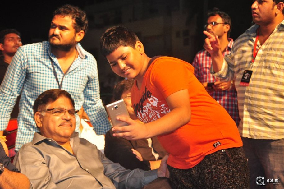 Sarrainodu-Movie-Blockbuster-Function